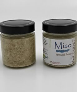 Två burkar Miso Värmlands Bovete med svart lock